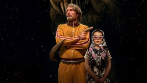 Quái Vật Dưới Gầm Giường - Dust Bunny