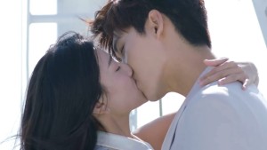 Em Là Định Mệnh Đời Anh