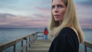 Bí Mật Ở Khu Ngoại Ô - Secrets We Keep