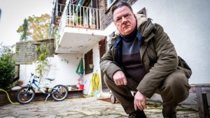 Nhìn Xuống Vực Thẳm - Im Abgrund