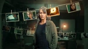 Sara - Người Đàn Bà Trong Bóng Tối