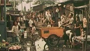 Thành Phố Lúc Rạng Đông - The City at Sunrise